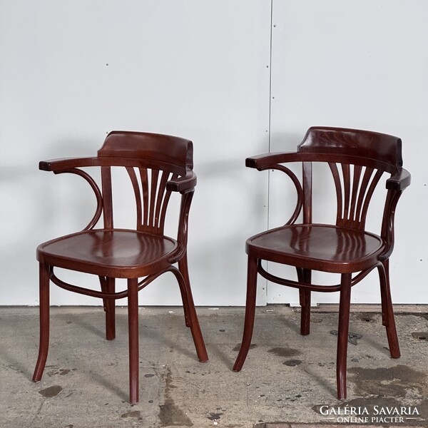Sellaton thonet magyar szék [ár/db]