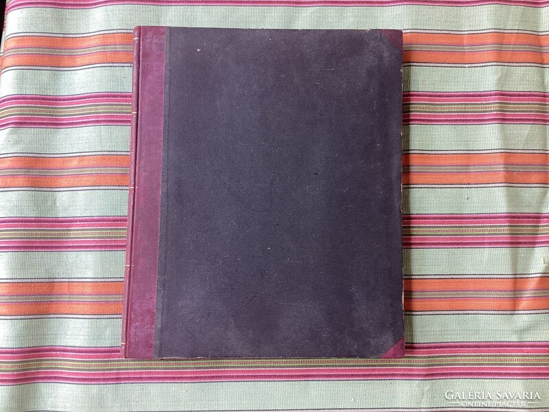 1889 - Latin és Magyarnyelvű , katolikus vallású könyv .