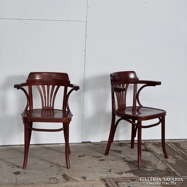 Sellaton thonet magyar szék [ár/db]