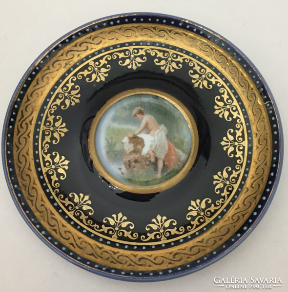 Cseh Altwien Angelika Kauffmann jelenetes kobaltkék porcelán dísz csésze + alj hibátlan állapotban