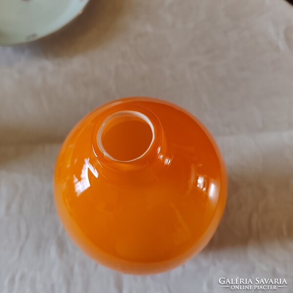 Mid-century fújt üveg váza Atomic Orange, 25 cm