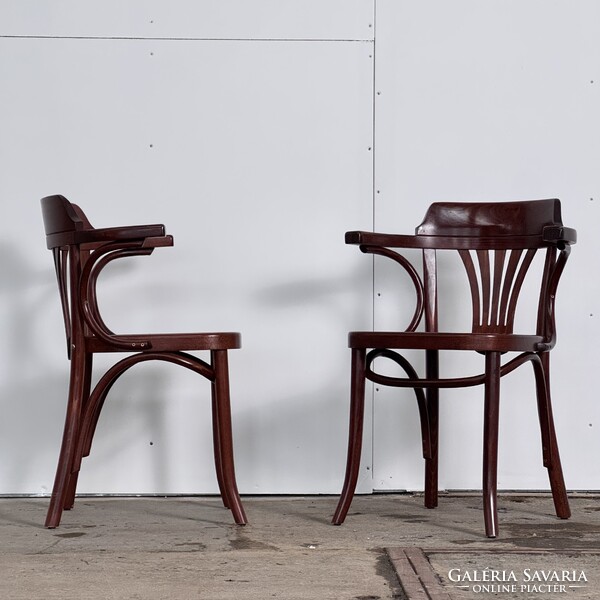 Sellaton thonet magyar szék [ár/db]