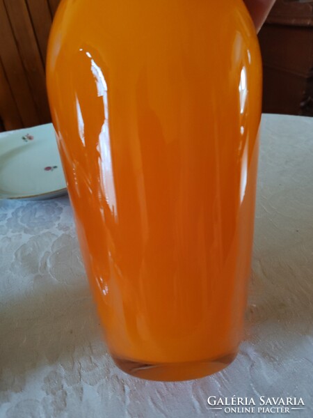 Mid-century fújt üveg váza Atomic Orange, 25 cm