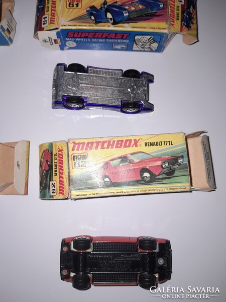 21 darab régi eredeti modellautó