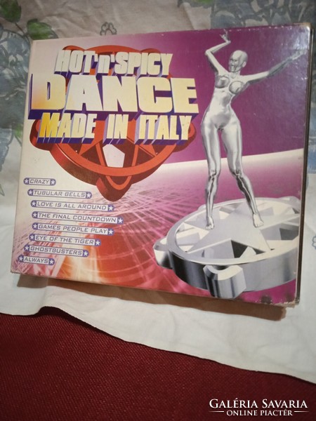 3 set Italian Dance CD collection in excellent condition ready to be shipped