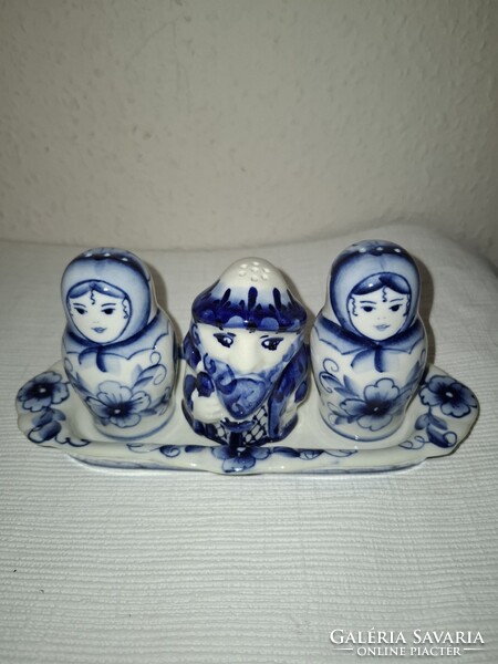 Ritka orosz GZHEL népi kézműves  só/borstartó szett, kék-fehér matrjoska babák szép állapotban eladó