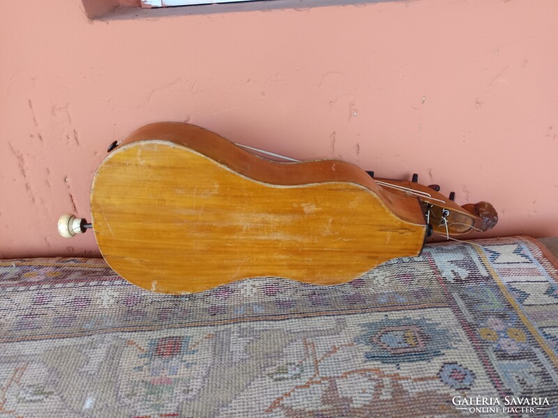 Biedermeier tekerőlant, nyenyere népi hangszer 18 az.