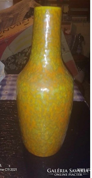 Retro beautiful decorative ceramic vase