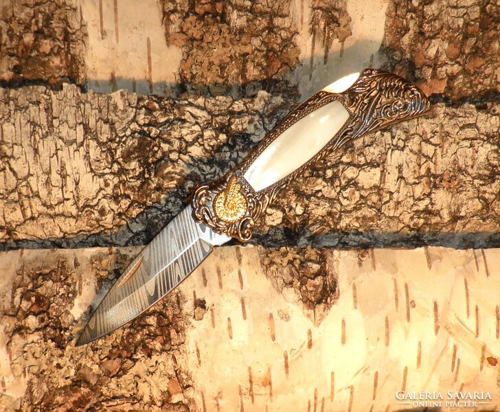 INDIÁNKÉS, bicska. Gyűjteményből. Kés, bicska, tőr, borotva.