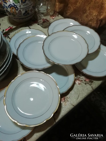 Porcelán süteményes 10 db 14.Akció Aukció több száz termék vegye vigye