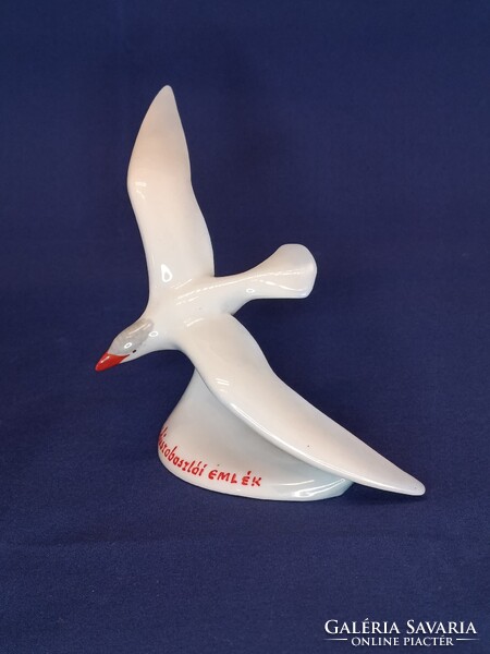 Kőbányai SIRÁLY porcelánfigura / nipp kézzel festve