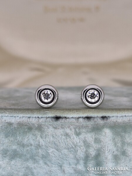 Modern fehérarany buton fülbevaló pár cca 0.34 ct briliánssal