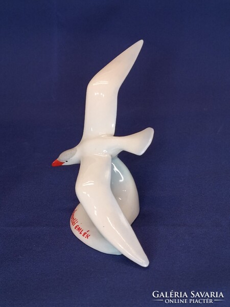 Kőbányai SIRÁLY porcelánfigura / nipp kézzel festve