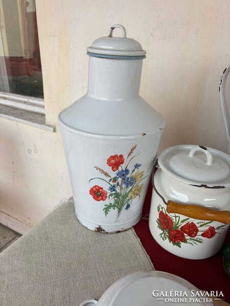 Mintás  zománcos zománcozott  tárgyak tálak kanna tejeskanna vizeskanna