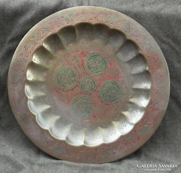 Vésett keleti bronz, réz tálca.