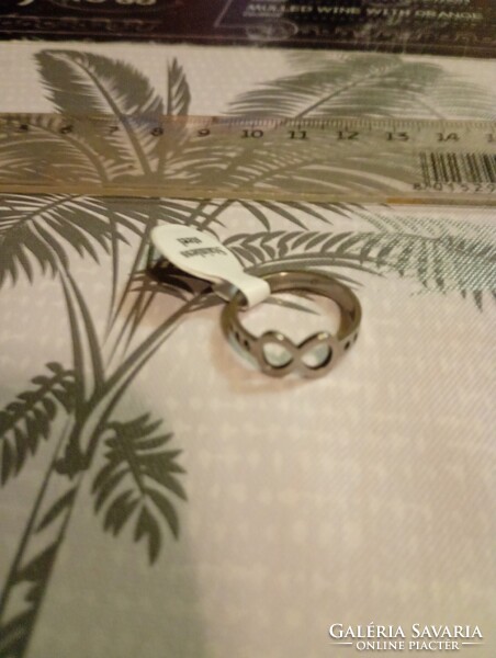 Nemesacél gyűrű 43..Hihetetlen aukciók és akciók folyamatosan !Vegye-Vigye