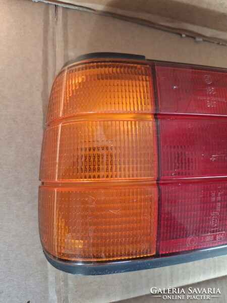 BMW E30 Bal hátsó lámpa, ködlámpával