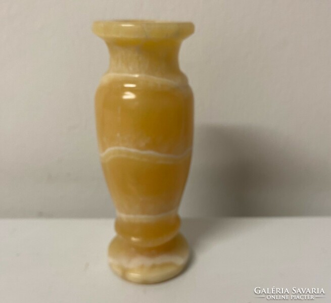 Alabástrom vázácska