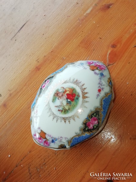 Porcelán Altwien képeken látható állapotban.Több száz Aukció Akció vegye vigye