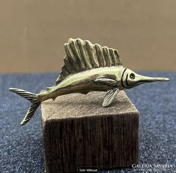 Tömör, öntött réz kardhal figura