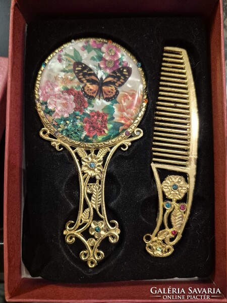 Fésülködő szett egyben pipere