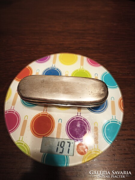 Ezüst fedelű kristály pipere (csak az ezüst tető nettó 56g)