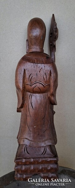 1 ft-ról! Kézzel faragott faragott szobor!  38cm magas,  keleti bölcs!  Szép állapotban van!