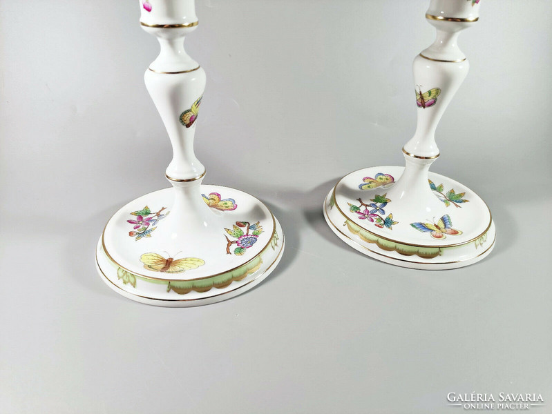 HERENDI, EGY PÁR QUEEN VICTORIA MINTÁS KÉZZEL FESTETT PORCELÁN GYERTYATARTÓ, HIBÁTLAN! (BT023)