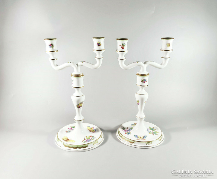 HERENDI, EGY PÁR QUEEN VICTORIA MINTÁS KÉZZEL FESTETT PORCELÁN GYERTYATARTÓ, HIBÁTLAN! (BT023)