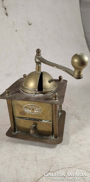 Antik réz kávédaráló 387