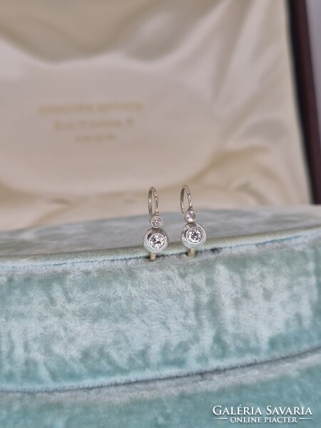 Antik arany kisebb buton fülbevaló pár brillekkel cca 0.26 ct