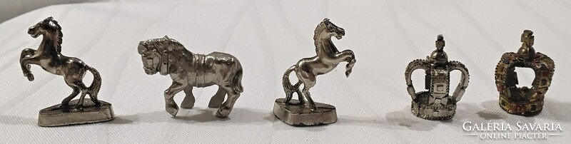 MINIATŰR  DÍSZTÁRGYAK- ló,lovak,korona