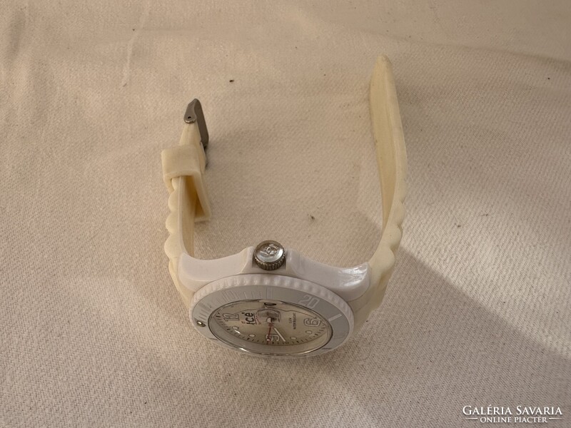 Ice-Watch eredeti kvarc karóra szép 44 mm fóliás