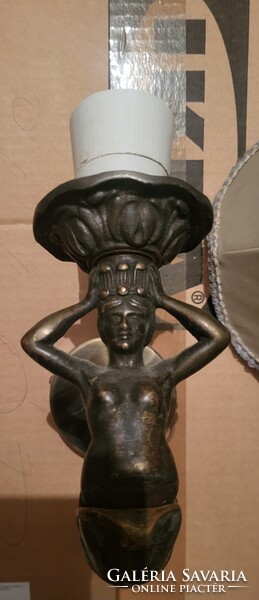 Antik figurális bronz falikar