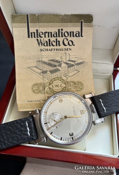 Exkluzív IWC Schaffhausen zsebórabeépítés