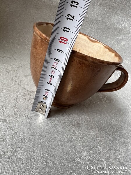 Kedves,natúr, Bizen stílusú óriás cappuccinos bögre tányérra Pünkösti Gabriella keramikus munkája
