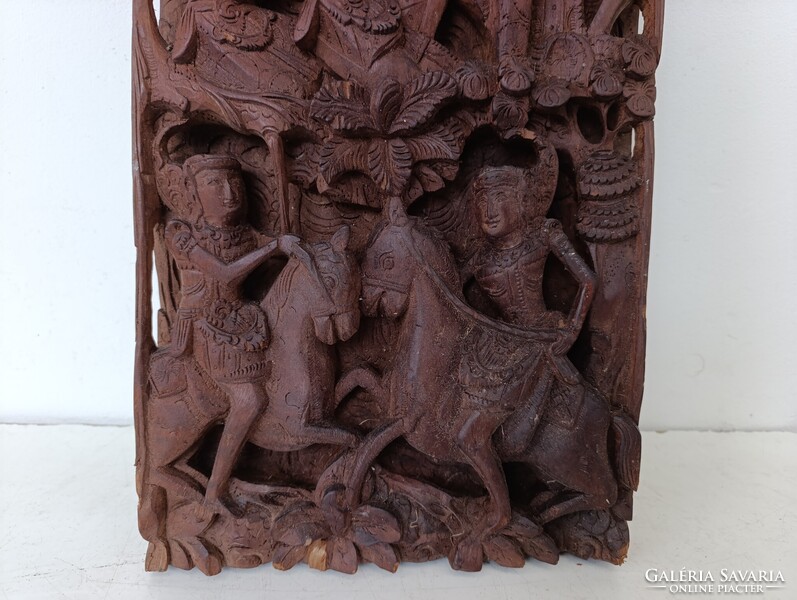 Antik buddhista dombormű sokalakos tánc lovas faragott fa szobor kép Buddha Thaiföld sérült 400 6632