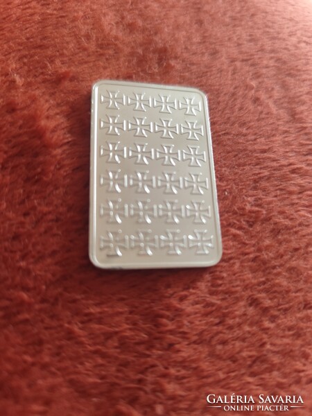 Német vaskeresztel díszített rúd