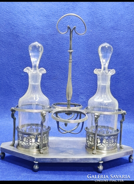 Ampire ,Párizs fémjeles 958 finomságú ezüst asztalszervíz két csiszolt üvegbetéttel 18 sz.840 g