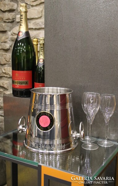 CHAMPAGNE CLUB - Piper-Heidsieck × Viktor & Rolf „Upside Down” pezsgőhűtő, 2007-es limitált kiadásl