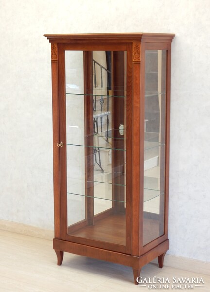 Biedermeier intarziás vitrin [D-01] Bútorgyártás mesterfokon!