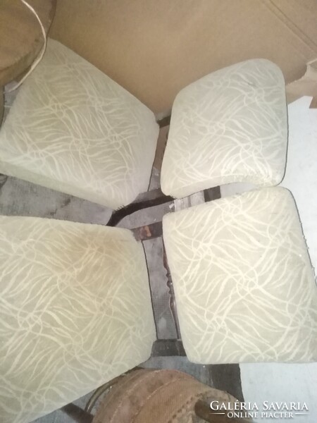 Felújítandó antik székek eladók. 5db