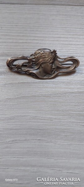 Sterling ezüst bross, szecessziós hölgy csillagokkal a hajában, 20. sz.