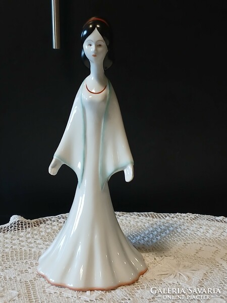 Aquincumi hófehérke Ősz Antónia