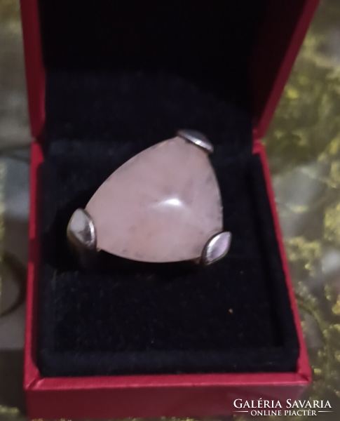 Design ezüst gyűrű/rózsakvarc