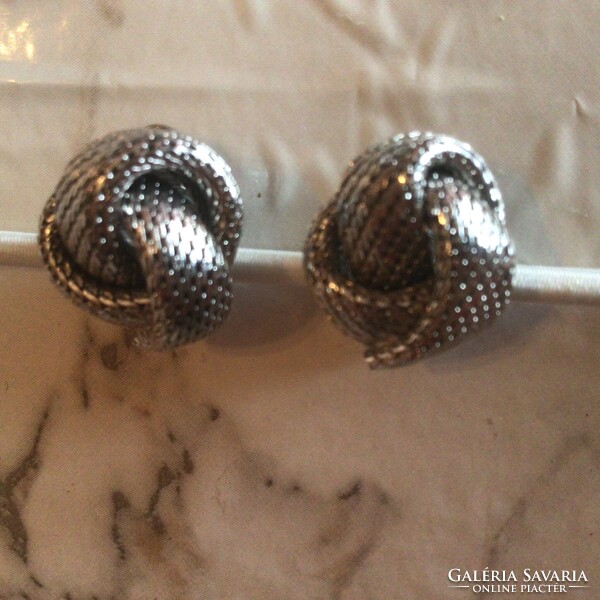 Mutatós, fonott hatású, ezüst színű régi  klipsz