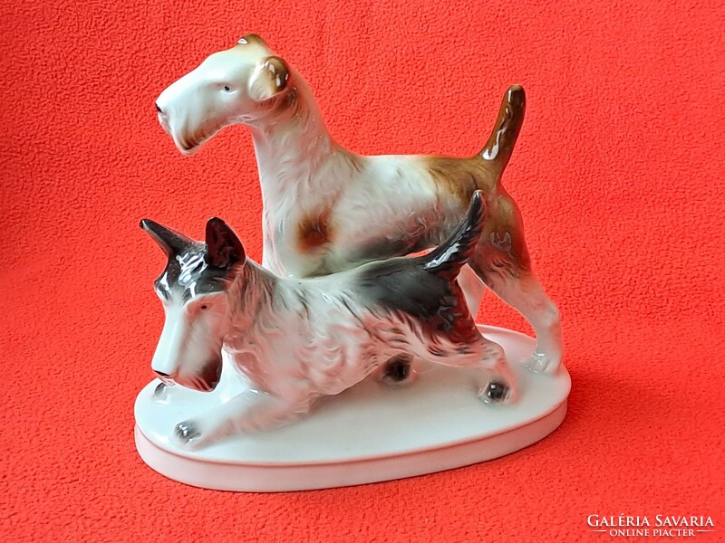 1 Ft-ról! Német Lippelsdorfi (GDR) foxterrier kutya páros porcelán figura