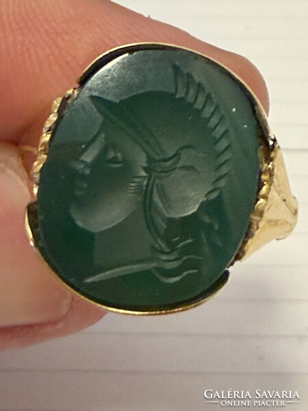 Antik vésett kővel díszített 14 kr aranygyűrű eladó!Ara:160.000.-/5,15g/