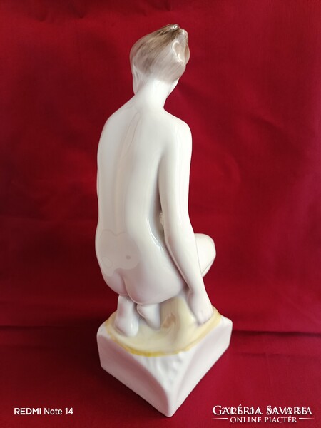 Hollóházi kézzel festett női akt PORCELÁNFIGURA - Tavaszi szél
