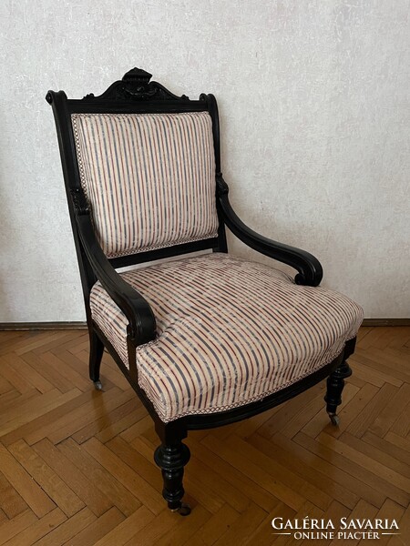 Bécsi Boulle stílusú fotelek